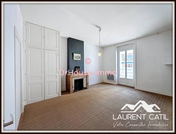 Appartement à louer 4 pièces de 84 m²