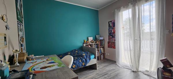 Maison familiale 5 CHAMBRES  avec piscine – 167 m² habitables – Lembras