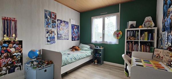 Maison familiale 5 CHAMBRES  avec piscine – 167 m² habitables – Lembras