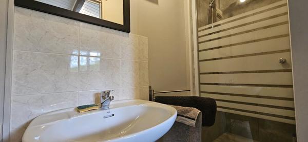 Maison familiale 5 CHAMBRES  avec piscine – 167 m² habitables – Lembras