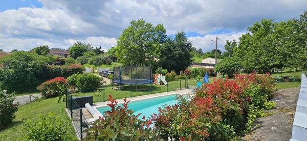 Maison familiale 5 CHAMBRES  avec piscine – 167 m² habitables – Lembras