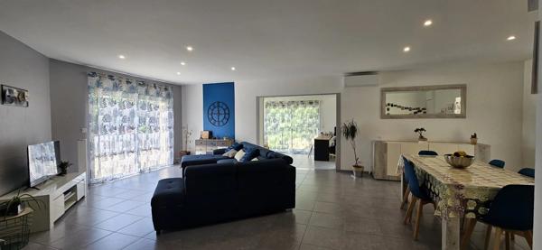 Maison familiale 5 CHAMBRES  avec piscine – 167 m² habitables – Lembras