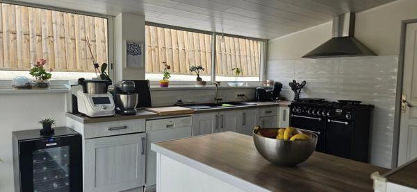 Maison familiale 5 CHAMBRES  avec piscine – 167 m² habitables – Lembras