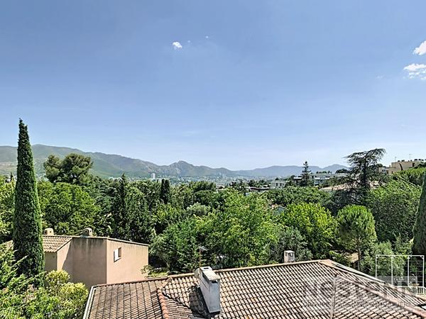 Appartement à vendre à Marseille - Un havre de paix au coeur de la cité