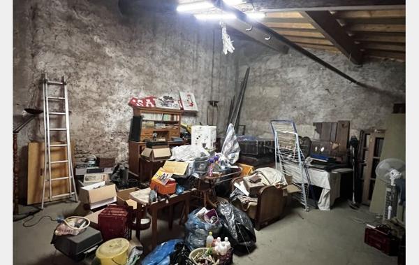 Vente Maison de village avec dependances à rénover Saint-gilles   