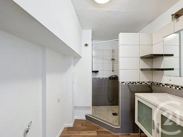 Appartement T2 à vendre  2 pièces - 79,30 m 2   VIENNE  - 38