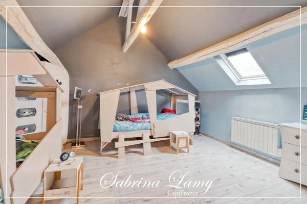 Maison à vendre 8 pièces MAREUIL EN BRIE (51) - longère avec Travaux