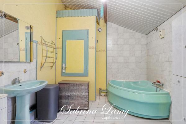 Maison à vendre 8 pièces MAREUIL EN BRIE (51) - longère avec Travaux