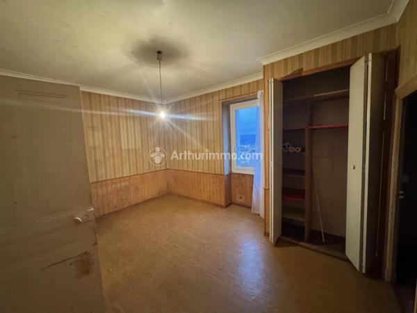 Vente                                                      Maison
                        
                     6 pièces                      85 m2                     à Mazamet