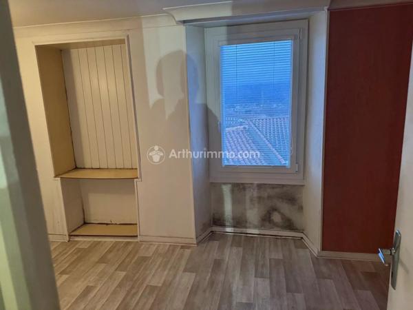 Vente                                                      Maison
                        
                     6 pièces                      85 m2                     à Mazamet