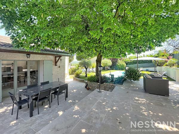 Belle maison familiale de 130m² avec piscine et jardin arboré