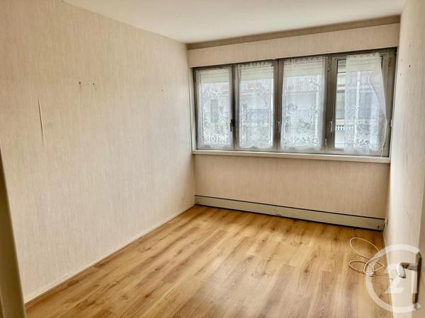 Appartement à vendre  4 pièces - 80,48 m 2   ROANNE  - 42