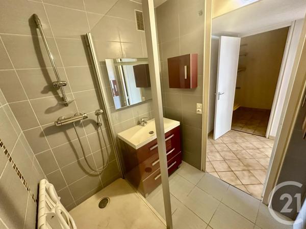 Appartement à vendre  4 pièces - 80,48 m 2   ROANNE  - 42