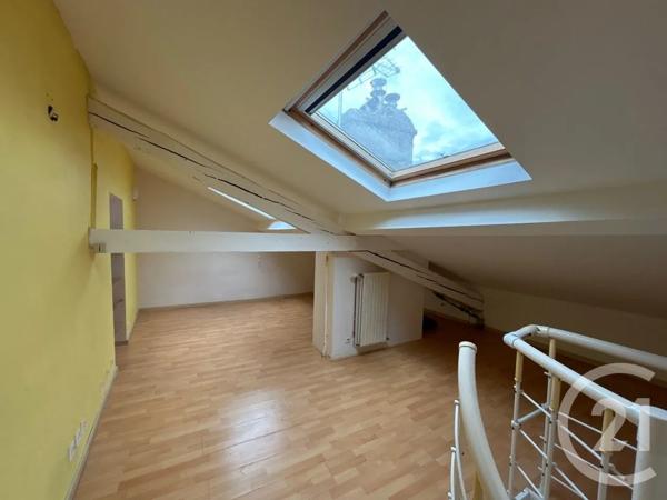 Appartement à vendre  4 pièces - 96 m 2   ST ETIENNE  - 42