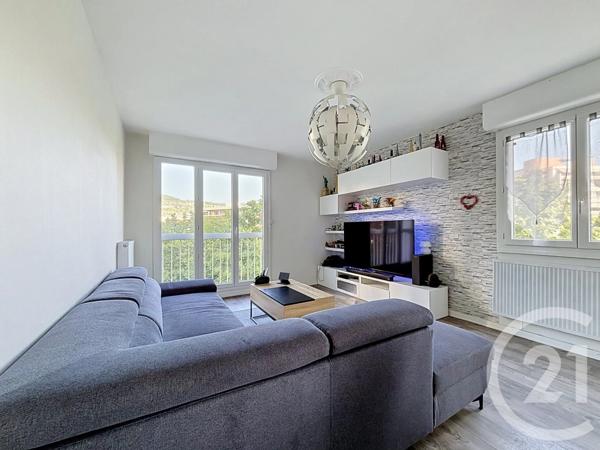 Appartement F5 à vendre  5 pièces - 113,93 m 2   BEAUMONT  - 63