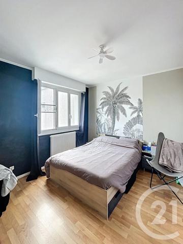 Appartement F5 à vendre  5 pièces - 113,93 m 2   BEAUMONT  - 63