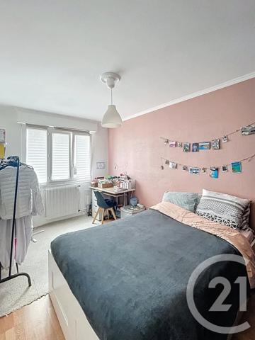 Appartement F5 à vendre  5 pièces - 113,93 m 2   BEAUMONT  - 63