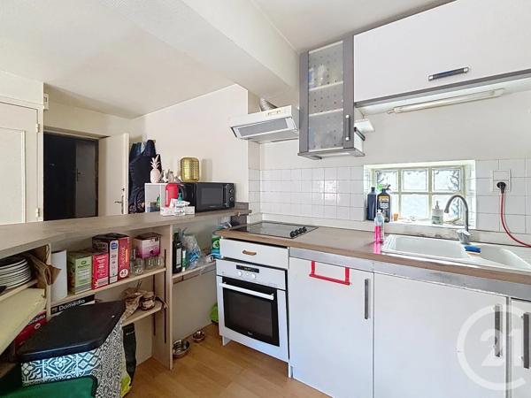 Appartement F4 à vendre  4 pièces - 60 m 2   RIOM  - 63