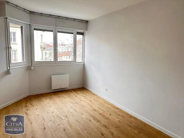 Appartement à louer 3 pièces 78.77m²