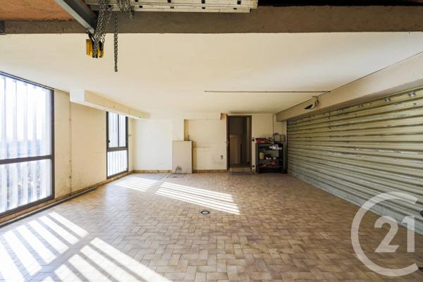 Maison à vendre  7 pièces - 253 m 2   CLAIX  - 38