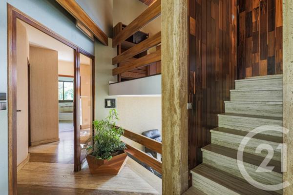 Maison à vendre  7 pièces - 253 m 2   CLAIX  - 38