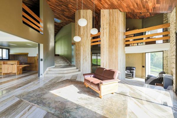 Maison à vendre  7 pièces - 253 m 2   CLAIX  - 38
