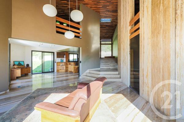 Maison à vendre  7 pièces - 253 m 2   CLAIX  - 38