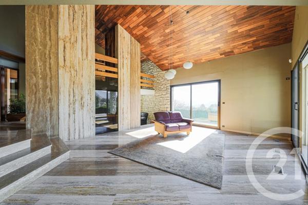 Maison à vendre  7 pièces - 253 m 2   CLAIX  - 38
