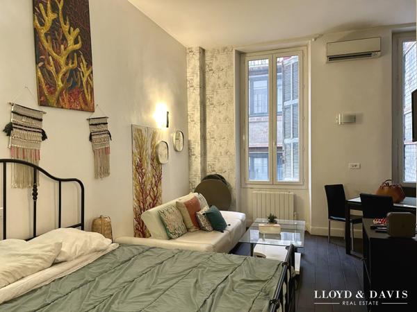 CENTRE VILLE DE MARSEILLE-PLATEAU DE 200m2 à proximité du Vieux-Port. DOUBLE DESTINATION PROFESSIONNELLE ET HABITATION