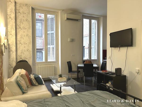 CENTRE VILLE DE MARSEILLE-PLATEAU DE 200m2 à proximité du Vieux-Port. DOUBLE DESTINATION PROFESSIONNELLE ET HABITATION