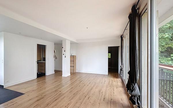 Appartement à vendre    3 pièces •  Bry-sur-Marne