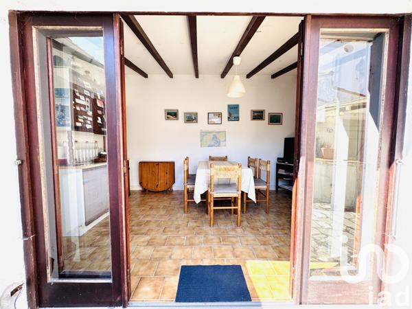 Maison de village 4 pièces de 60 m² à Les Portes-en-Ré (17880)