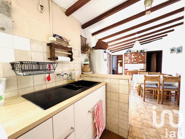 Maison de village 4 pièces de 60 m² à Les Portes-en-Ré (17880)