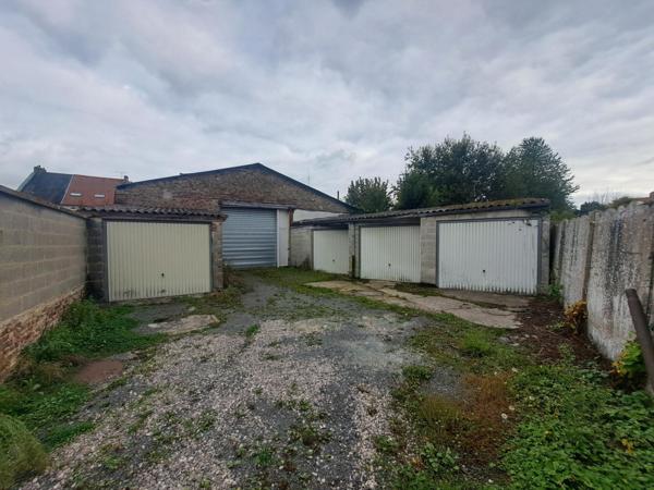 Parking à AUXI-LE-CHATEAU, 62390 -