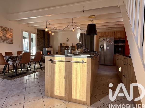 Maison à vendre 5 pièces 138 m² Saint-Pierre-d'Oléron