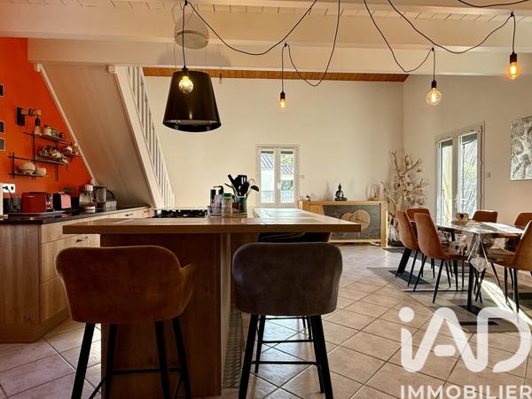 Maison à vendre 5 pièces 138 m² Saint-Pierre-d'Oléron