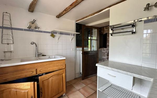 Maison à vendre    6 pièces •  Saint-Christophe-Vallon