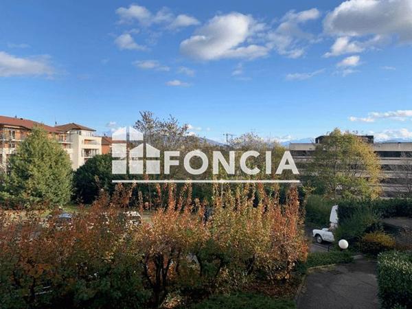 Location Studio 35.93 m² - 24-26 CHEMIN DE VESSY Ferney Voltaire 01210