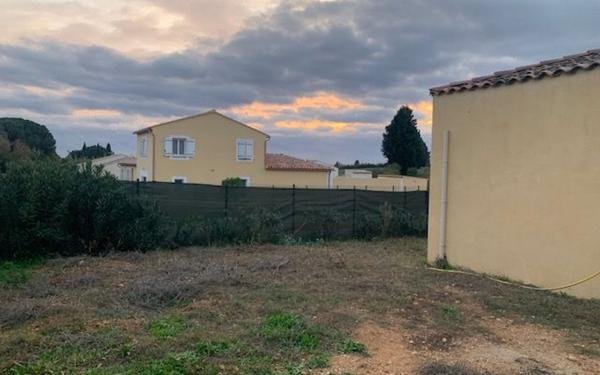 Maison à louer    3 pièces • 55,48 m2 Saint-Gilles