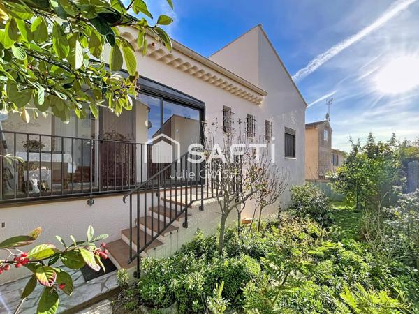 Maison familiale, quartier recherché La Crouzette, proche des plages et des commodités.