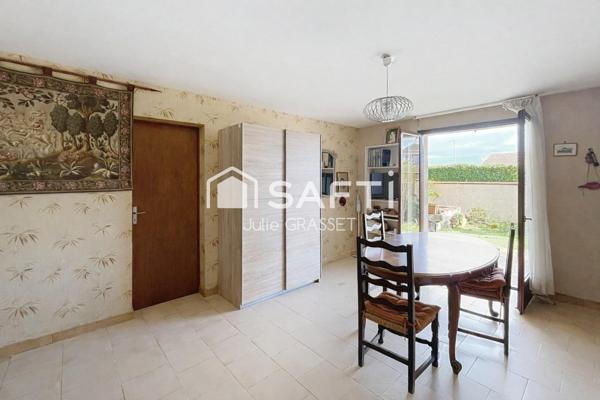 Maison familiale, quartier recherché La Crouzette, proche des plages et des commodités.