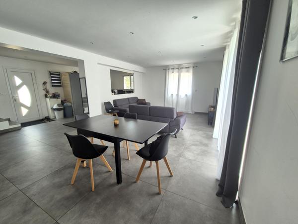 Berre-l'Étang (13130) Villa récente 5 pièces sur un terrain de 520 m²