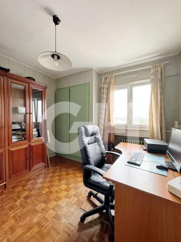 VENTE : appartement de 5 pièces (101 m²) à MAUBEUGE