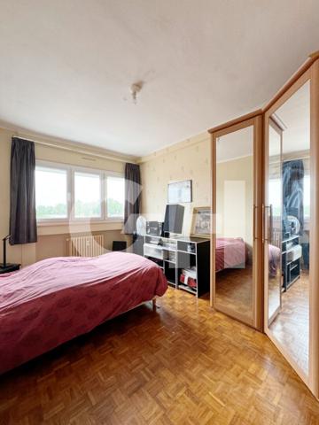 VENTE : appartement de 5 pièces (101 m²) à MAUBEUGE