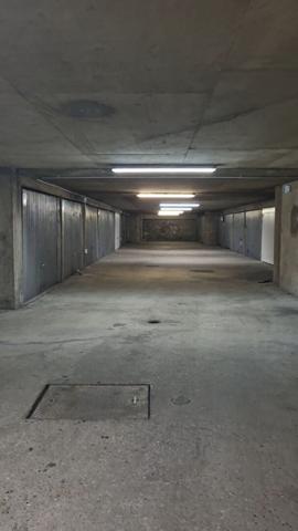 A vendre Box 15 m2 - Hopital Saint Louis - 75010 Paris