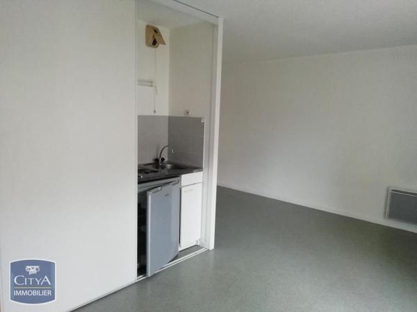 Appartement à louer 1 pièce 29.88m² Saint-Étienne (42100)