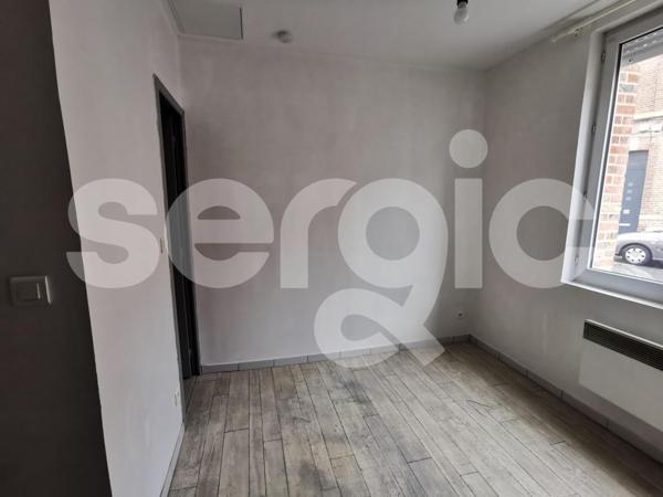 Location 1 Pieces 11 80000 Amiens 25 1531 01 0001