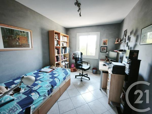 Maison à vendre  5 pièces - 102 m 2   MARIGNANE  - 13