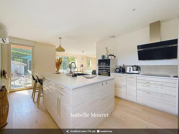 Maison Castelnau D'Estretefonds 4 pièce(s) 107 m2