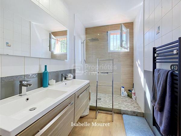 Maison Castelnau D'Estretefonds 4 pièce(s) 107 m2